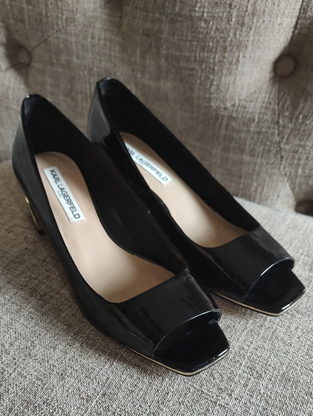 Karl Lagerfeld Black Patent Leather Open-Toe Pumps With Gold Heels